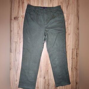 Gloria Vanderbilt Amanda Women’s Jeans Size 14 Olive Green Stretch Denim 28” Ins
